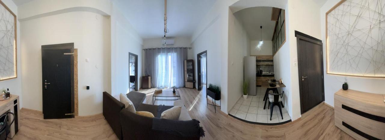 Charcoal Thirteen Apartment Cavala Exterior foto
